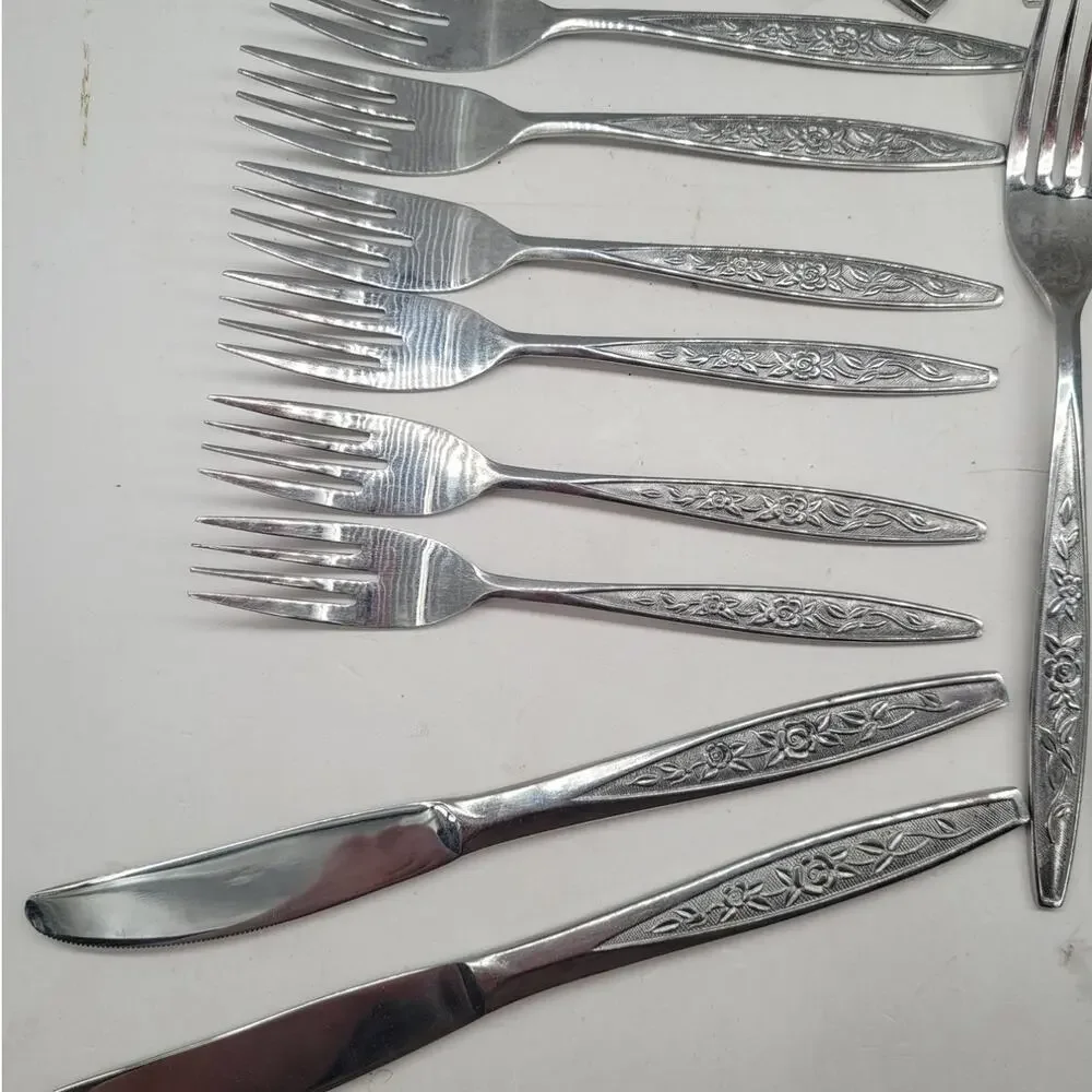 Eldan ELD18 Stainless Flatware Set Japan Roses Textured 24 Pc Tableware